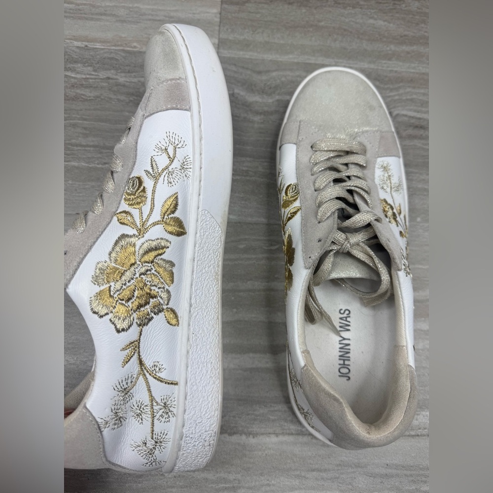 Johnny Was Vixie Floral Embroidered Low Top Sneakers Womens Size 8.5 - Picture 4 of 12